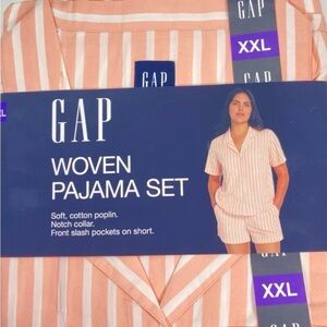 GAP Women's Peach Striped Pajama Set